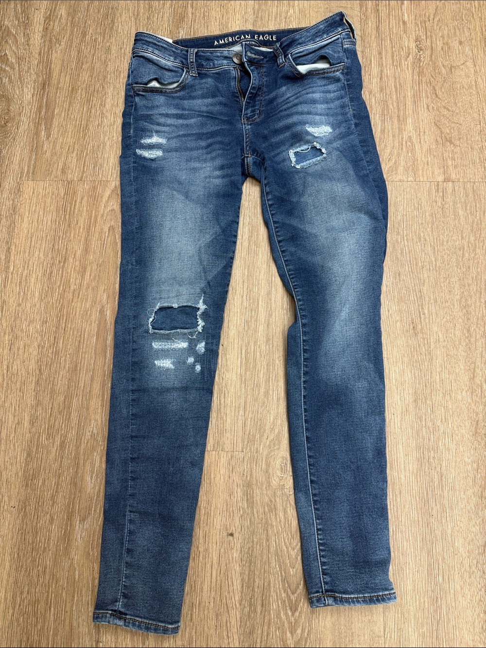 American Eagle Outfitters Dark size 8R Blue Distressed Skinny Jeggings